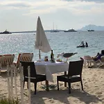 Front Sea Luxury *