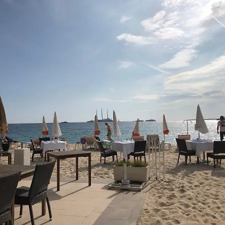 Daire Front Sea Luxury *
