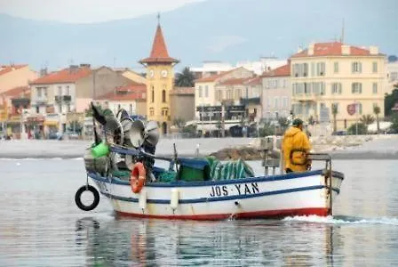 Διαμέρισμα Front Sea Luxury Καν-συρ-Μερ