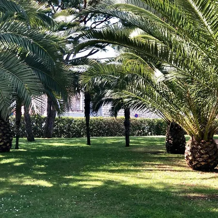 Lägenhet Front Sea Luxury Cagnes-sur-Mer