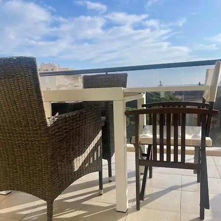 Front Sea Luxury