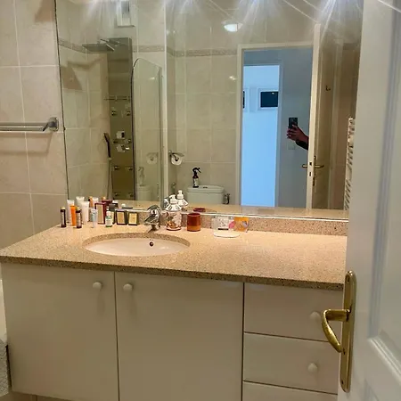 Διαμέρισμα Front Sea Luxury *